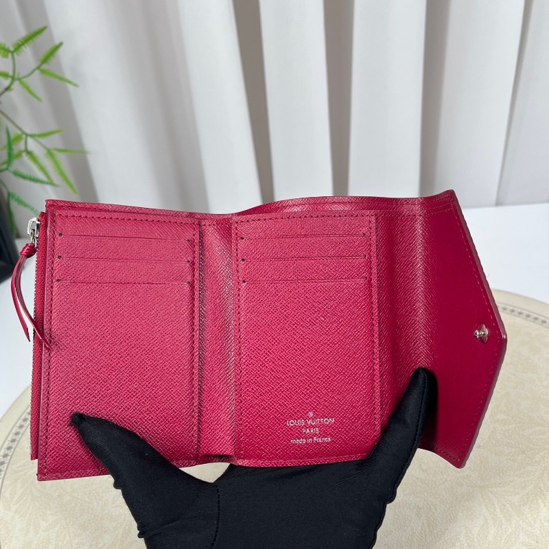 LV路易威登 水波纹短款三折疊豆豆錢包 內裡有隔層 可放現金-2