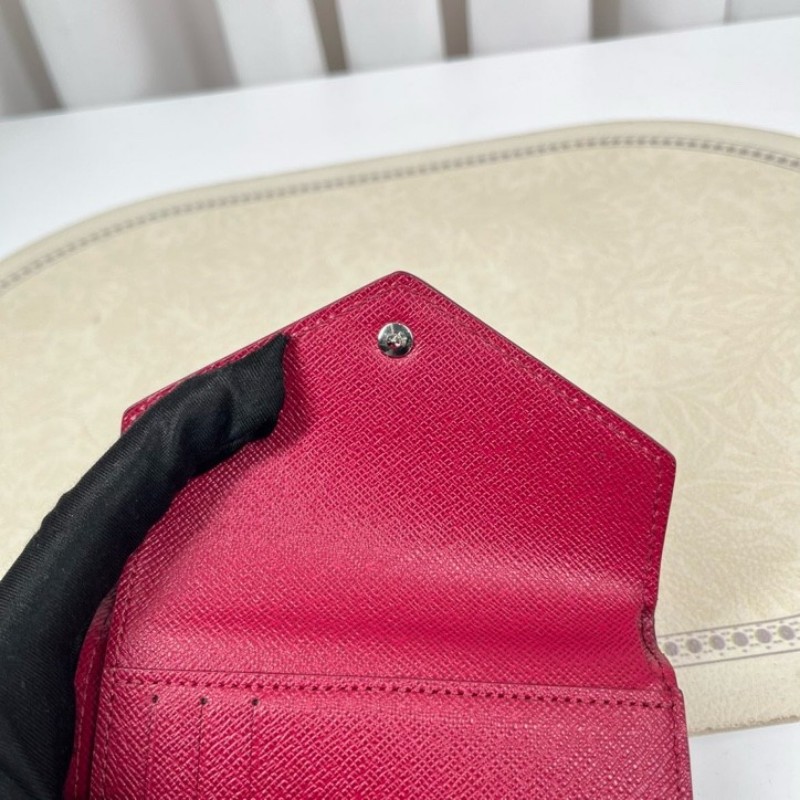 LV路易威登 水波纹短款三折疊豆豆錢包 內裡有隔層 可放現金-19