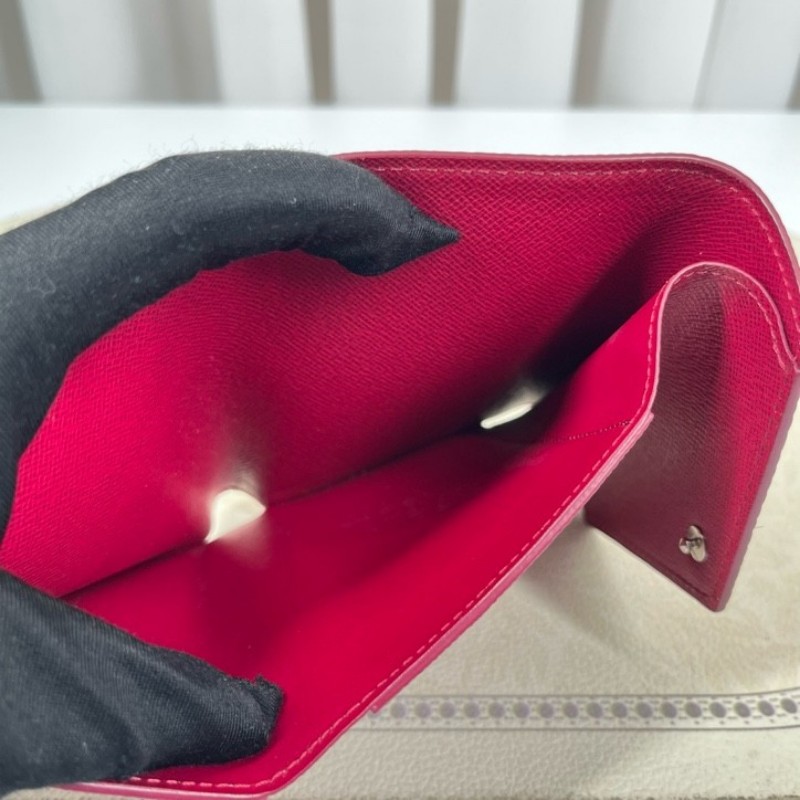 LV路易威登 水波纹短款三折疊豆豆錢包 內裡有隔層 可放現金-20