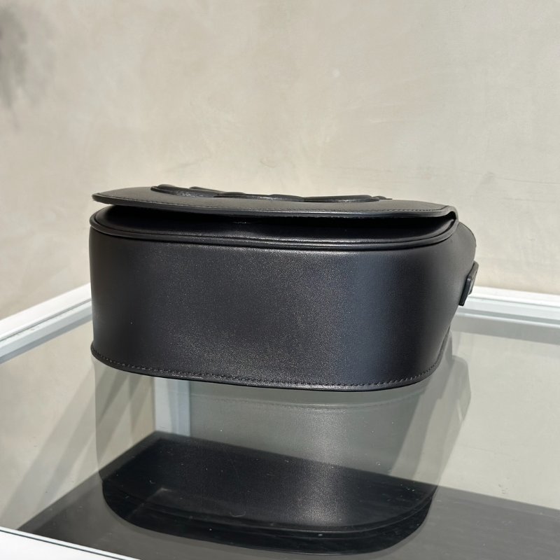 CELINE Triomphe凱旋門馬鞍包 - 黑-9