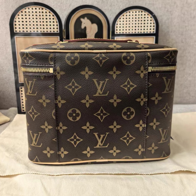 ✨Lv nice bb化妝包 可搭配自己喜歡的鏈條 99新 晶片款🤍-5