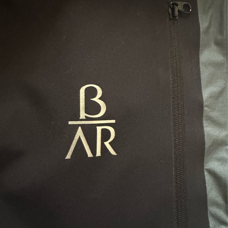 Arc'teryx 始祖鳥 Beta AR 男款 Gore Tex Pro 防水外套 黑色/L-5