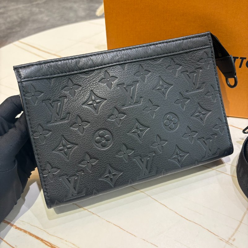 *SHIHNA名牌精品* LV M81115 Gaston 牛皮壓紋隨身斜揹包-1