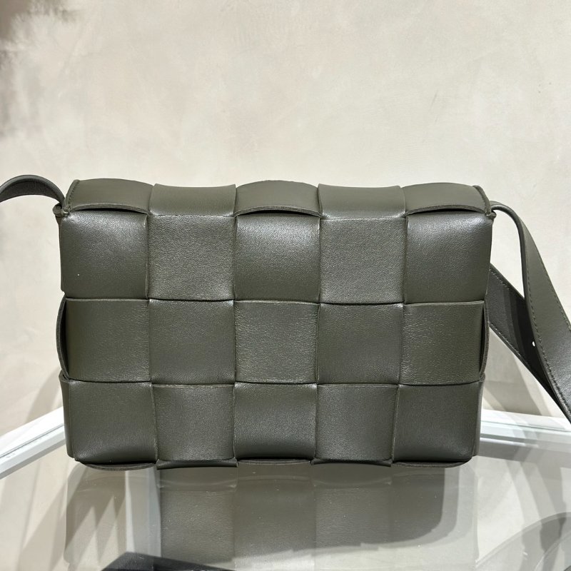 BOTTEGA VENETA Cassette經典編織包 - 灰綠-4
