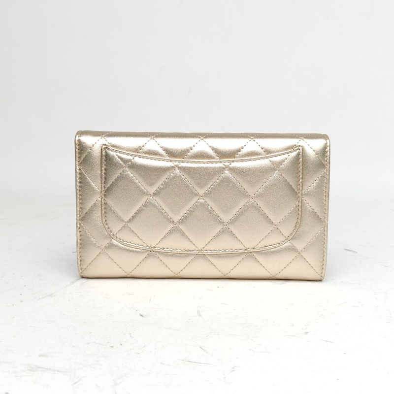 CHANEL 金色羊皮18開金扣CF長款三折口蓋錢包-2