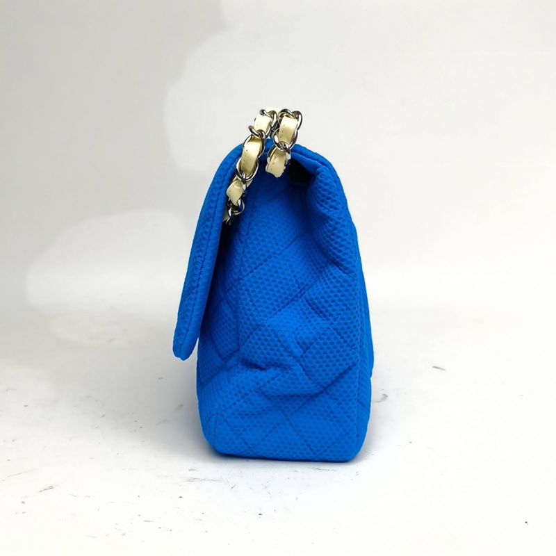 CHANEL 藍色帆布13開銀扣CF口蓋包JUMBO-1