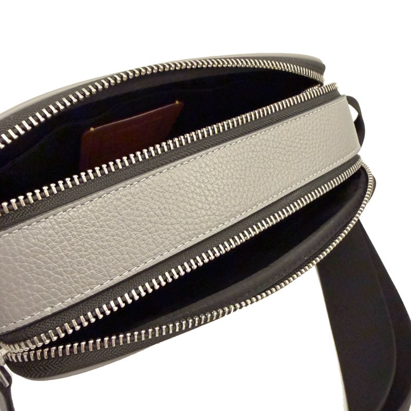 [全新]COACH 經典LOGO素面牛皮男款雙層斜背郵差包(灰)-4