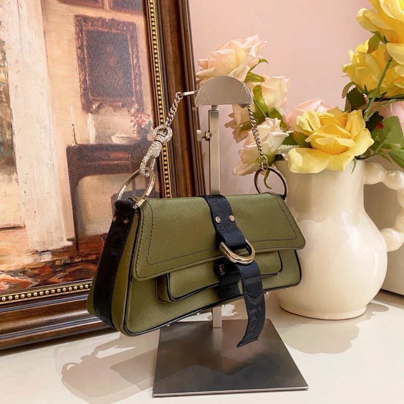 DIOR迪奧 滿鑽mini龍蝦扣 緞面橄欖綠 手提包 尺寸:21*10*5cm )-2