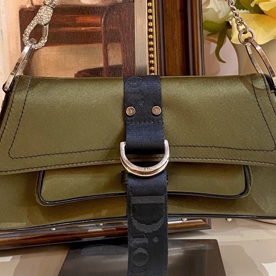 DIOR迪奧 滿鑽mini龍蝦扣 緞面橄欖綠 手提包 尺寸:21*10*5cm )-5
