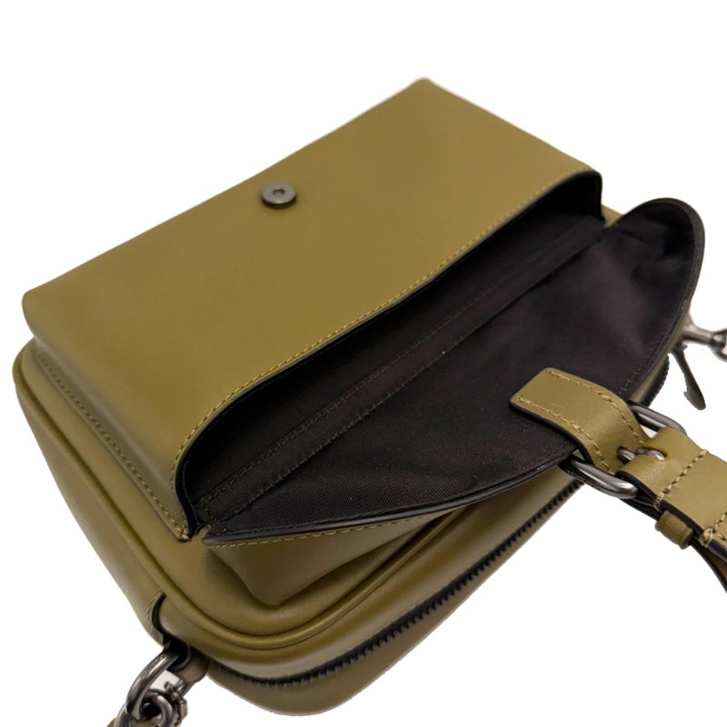 [全新]COACH Warner滑面牛皮釦環中性男款郵差斜背包(橄欖綠)-4