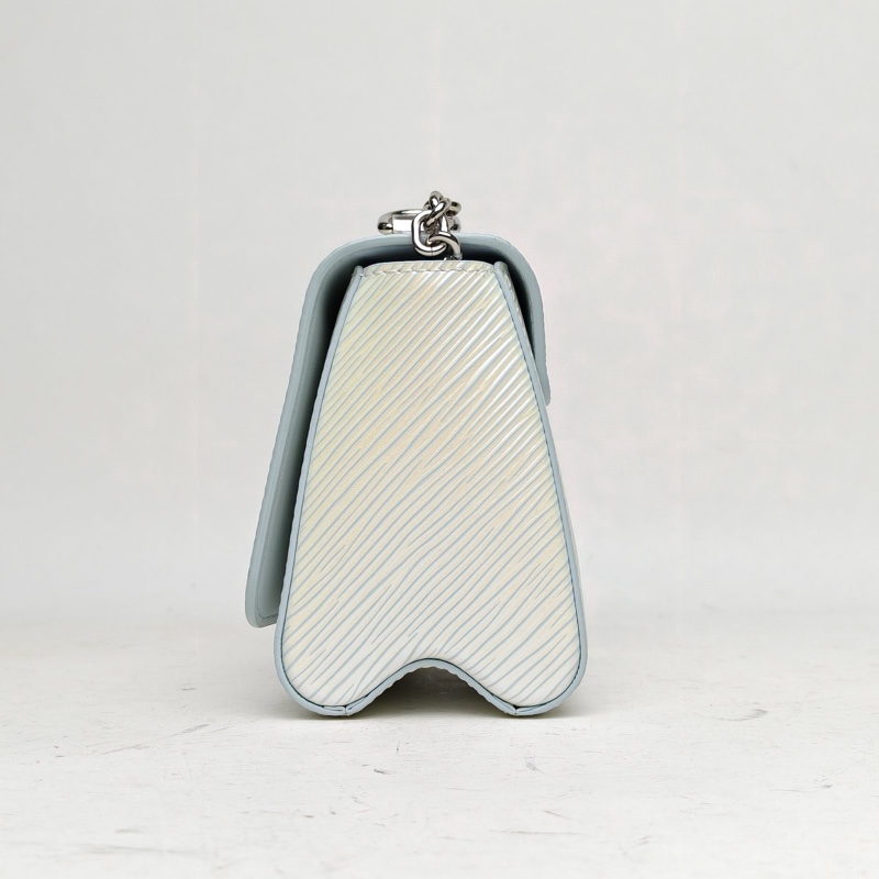 LOUIS VUITTON TWIST小號19EPI水波紋牛皮彩鑽扣晶片炫彩鑽扣-1