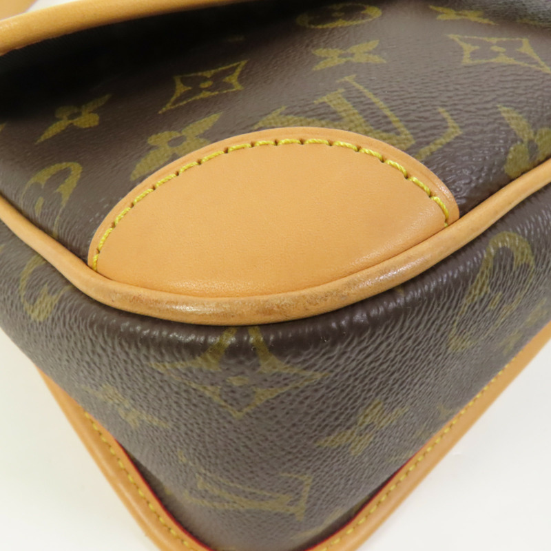 LOUIS VUITTON Monogram Diane金扣手挽肩背兩用袋-14