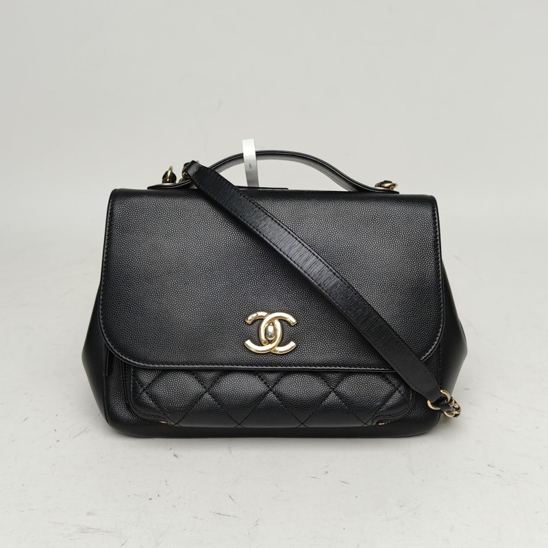 CHANEL BusinessAffinity口蓋郵差包中號黑色荔枝牛皮金扣-0
