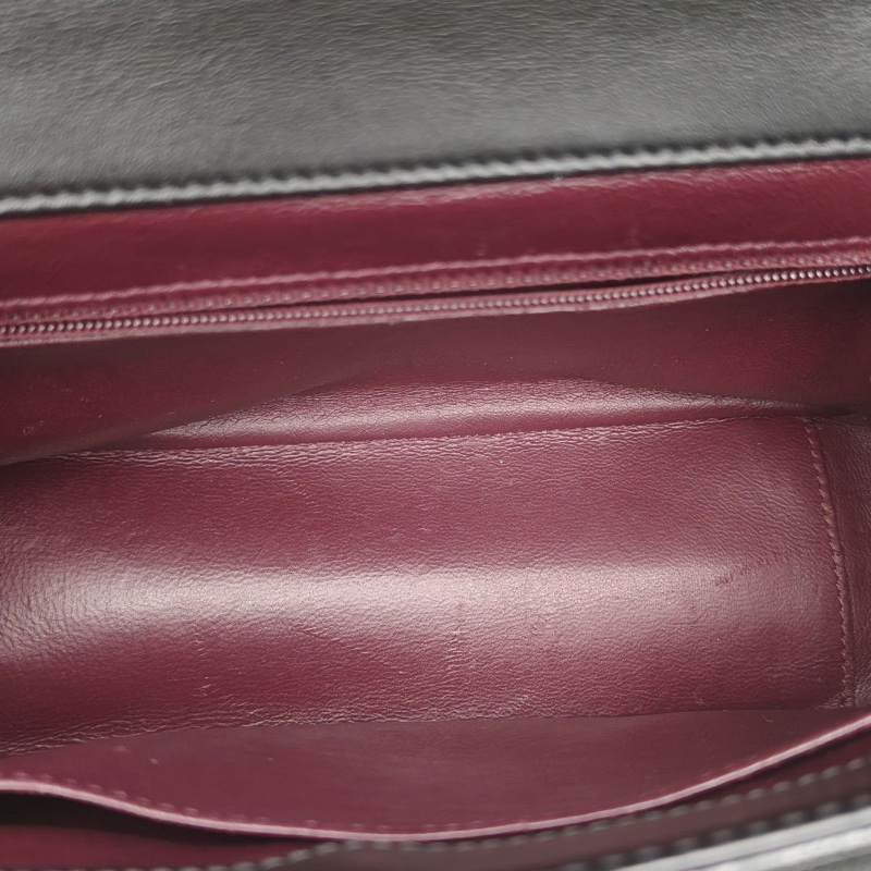 CHANEL BusinessAffinity口蓋郵差包中號黑色荔枝牛皮金扣-5