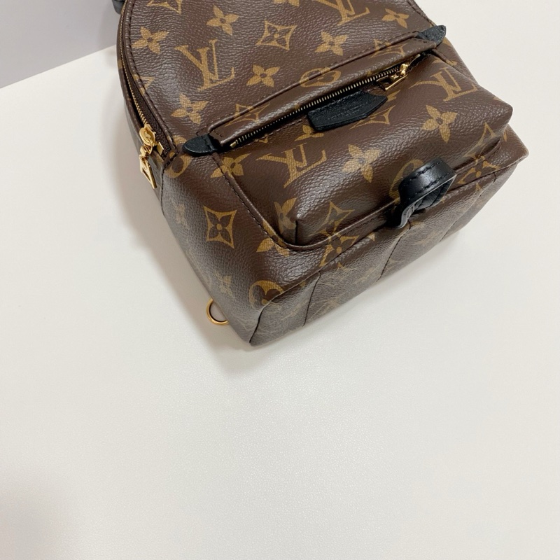 99新Lv路易威登 mini雙肩包 經典老花mini小書包 新款 芯片款 尺寸:17x22x10cm 附件:塵袋-3