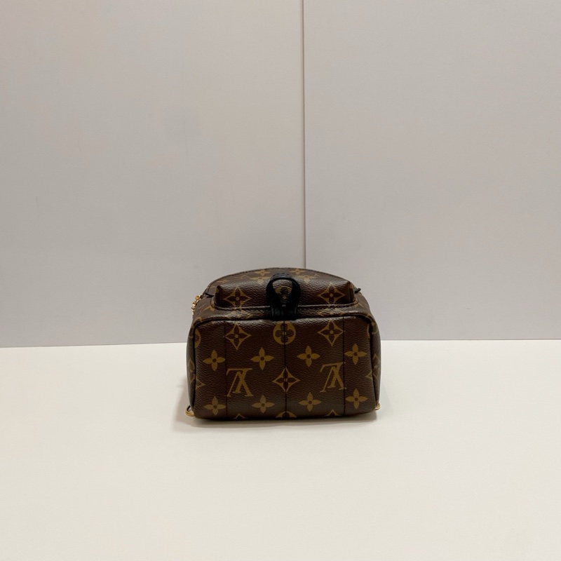 99新Lv路易威登 mini雙肩包 經典老花mini小書包 新款 芯片款 尺寸:17x22x10cm 附件:塵袋-5