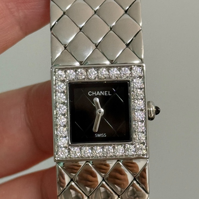 【高貴氣質💫全網最低價】Chanel香奈兒COCO CRUSH黑銀菱格紋鑲鑽女表-2