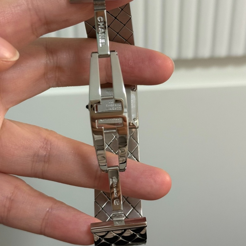 【高貴氣質💫全網最低價】Chanel香奈兒COCO CRUSH黑銀菱格紋鑲鑽女表-6