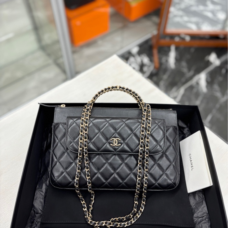 【99新】 Chanel 23B芯片 黑金手柄郵差小公文手提單肩包-0