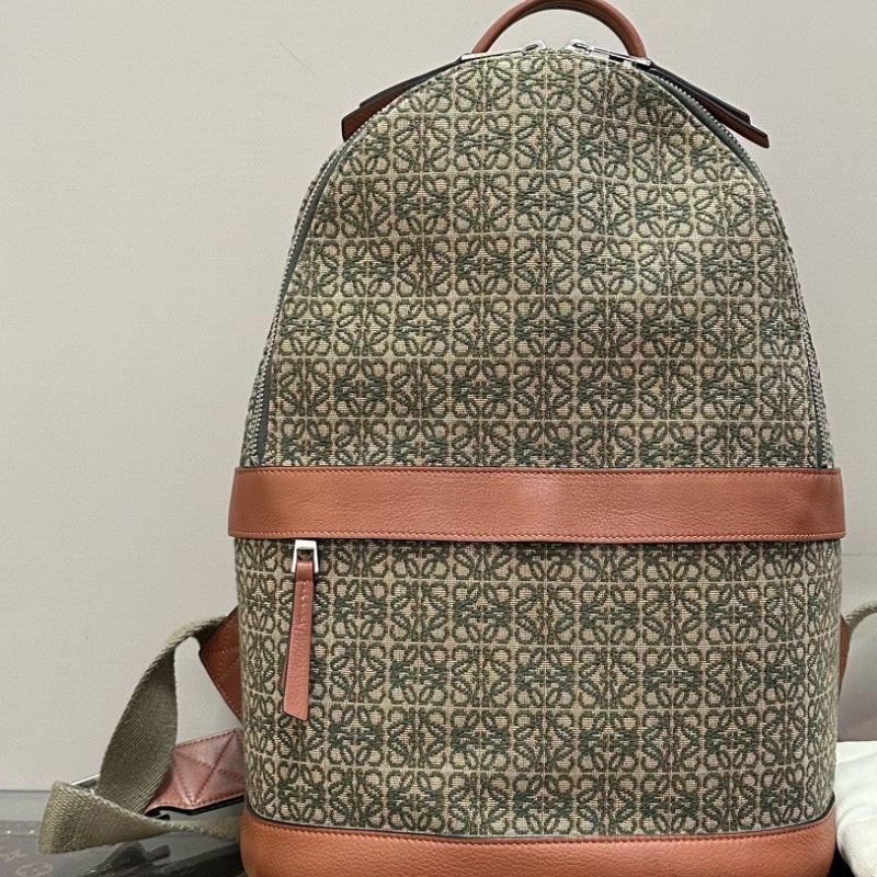 LOEWE Anagram提花帆布 拼牛皮後背包31*45*15 98新配件塵袋-1