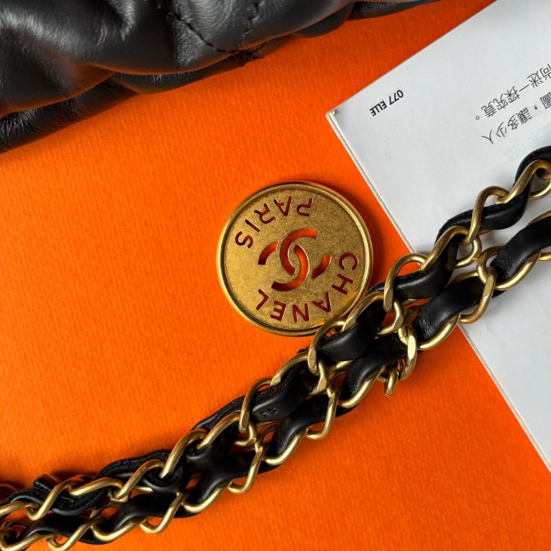 ::CHANEL:: AS3261 黑色白字樣22BAG中款肩背包 金鍊肩背-3