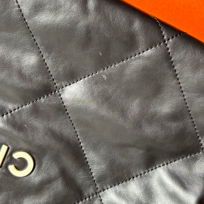 ::CHANEL:: AS3261 黑色白字樣22BAG中款肩背包 金鍊肩背-5