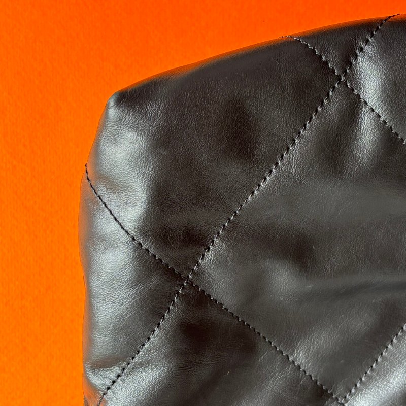 ::CHANEL:: AS3261 黑色白字樣22BAG中款肩背包 金鍊肩背-8