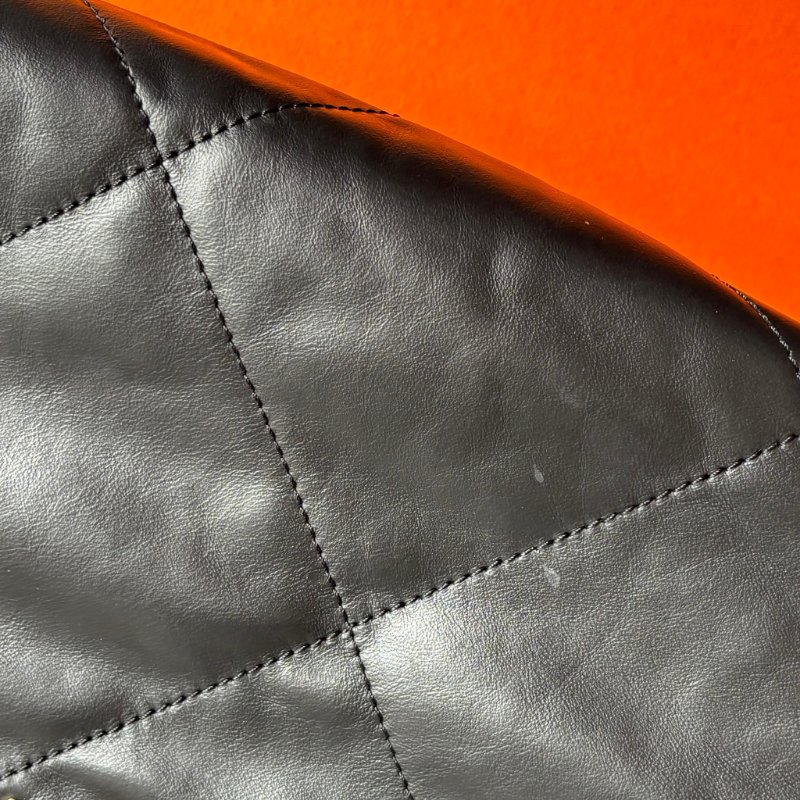 ::CHANEL:: AS3261 黑色白字樣22BAG中款肩背包 金鍊肩背-10