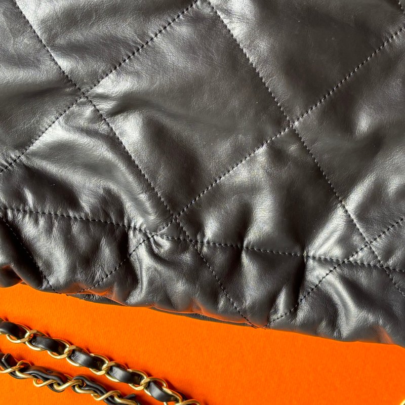 ::CHANEL:: AS3261 黑色白字樣22BAG中款肩背包 金鍊肩背-12