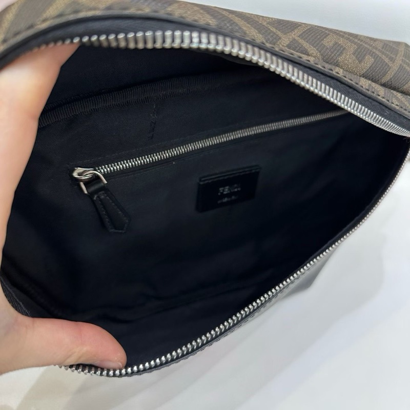 FENDI 老花腰包 20*20  99新配件塵袋-3