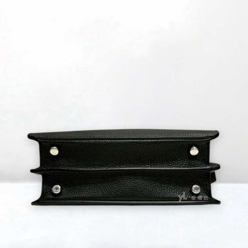 S5397-FENDI 黑色牛皮銀釦 Peekaboo ISeeU手提斜背包-4