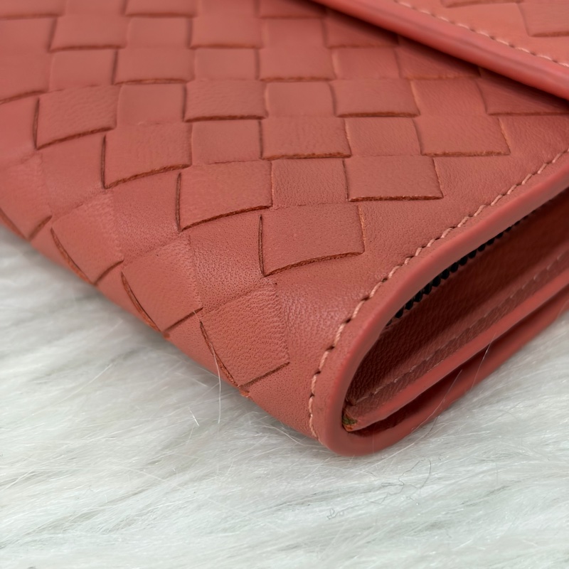 BOTTEGA VENETA BV 粉橘 編織 小羊皮 釦式 發財 長夾-6