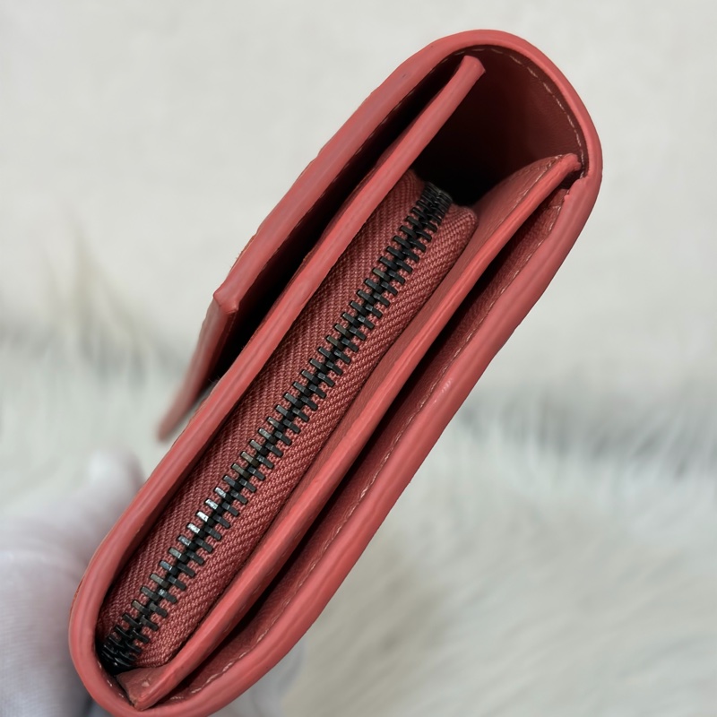 BOTTEGA VENETA BV 粉橘 編織 小羊皮 釦式 發財 長夾-14