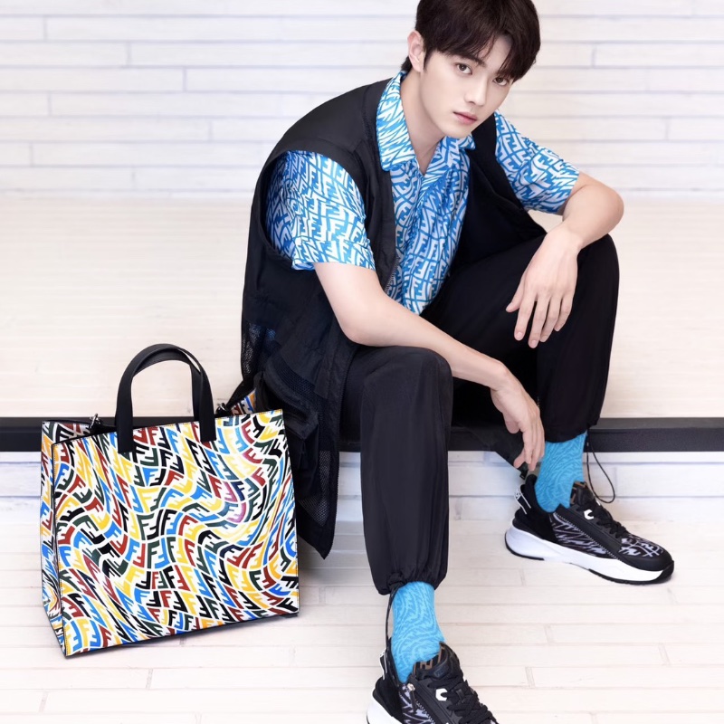 FENDI FF彩色印花 Tote包購物袋手袋肩背包43*19*38  99新配件塵袋-0