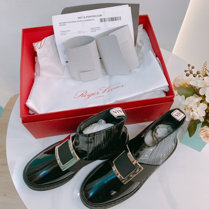 MS0610 Roger Vivier 羅傑 維維亞  皮革 切爾西靴 踝靴 黑色 金扣 Chelsea Viv' Ankle Boot Size 38 Patent Calfskin Black x GHW-18