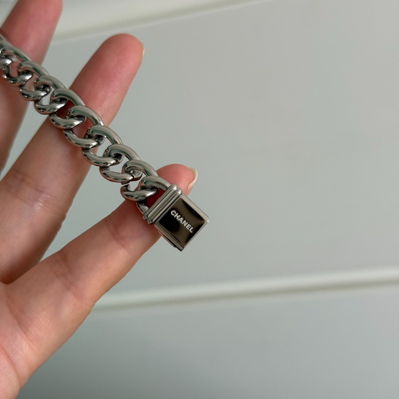 【Jennie同款😍經典保值✨全網最低價】Chanel 黑銀方糖手錶H7019 稀有S碼-4