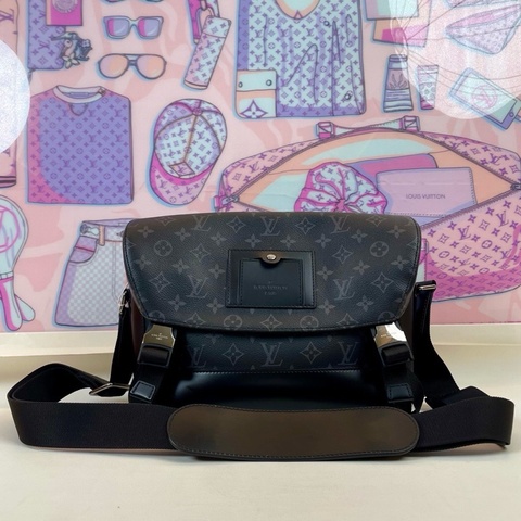 99新LV 路易威登/Louis Vuitton Voyager黑武士邮差包
