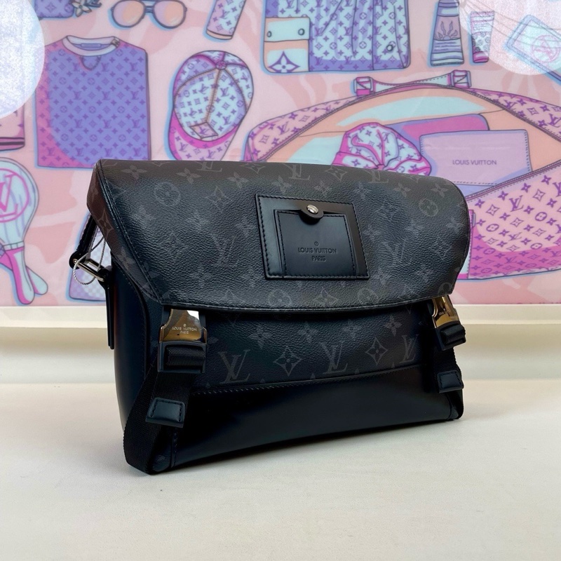 99新LV 路易威登/Louis Vuitton Voyager黑武士邮差包-5
