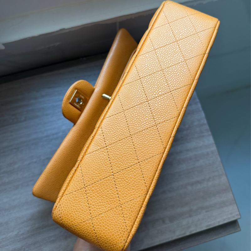 Chanel 香奈兒 Classic Flap Medium 荔枝皮 牛皮 金扣 焦糖色 深米色 中號-13