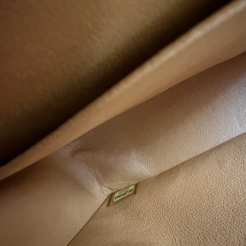 Chanel 香奈兒 Classic Flap Medium 荔枝皮 牛皮 金扣 焦糖色 深米色 中號-21