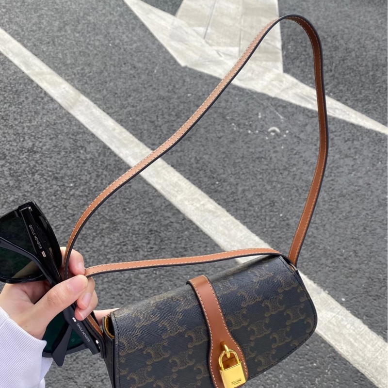 🈶購證 #99新閒置 Celine鎖頭腋下包 Lisa同款🔥-3