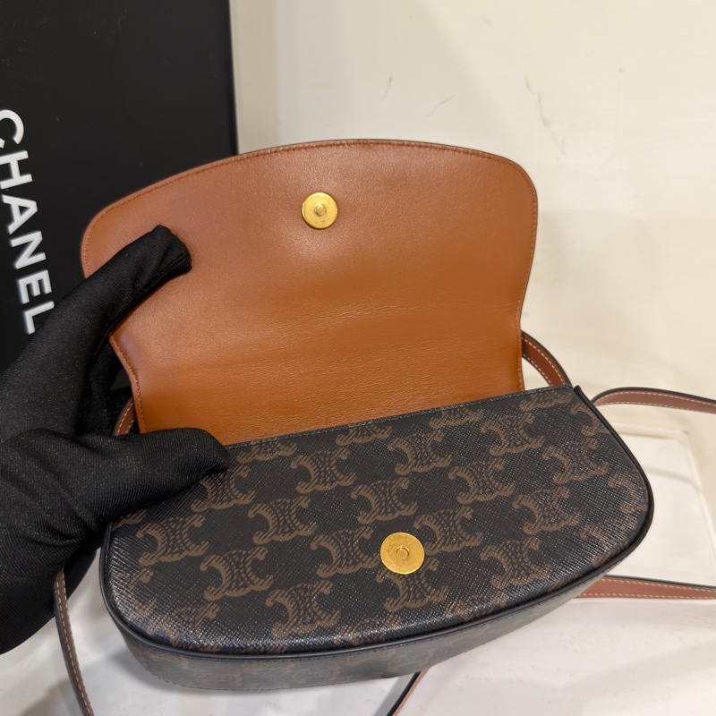 🈶購證 #99新閒置 Celine鎖頭腋下包 Lisa同款🔥-10