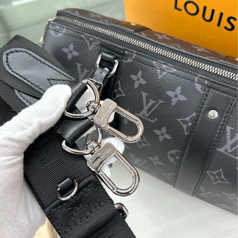 【99新】 LV 黑老花city keepall 27 斜挎包-4