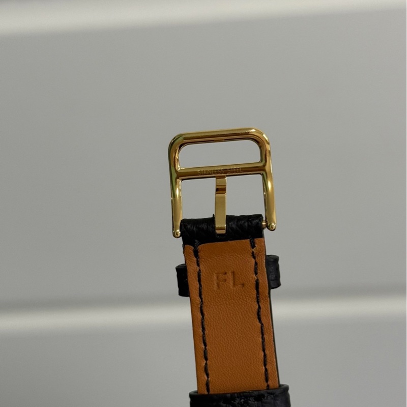 【長期主義✨可以用一輩子❤️】愛馬仕HEURE H系列 女士真皮腕表-9