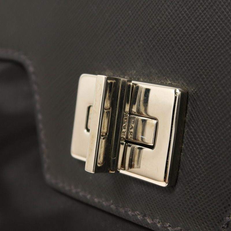 PRADA 尼龍Hand Bag銀扣手挽袋-9
