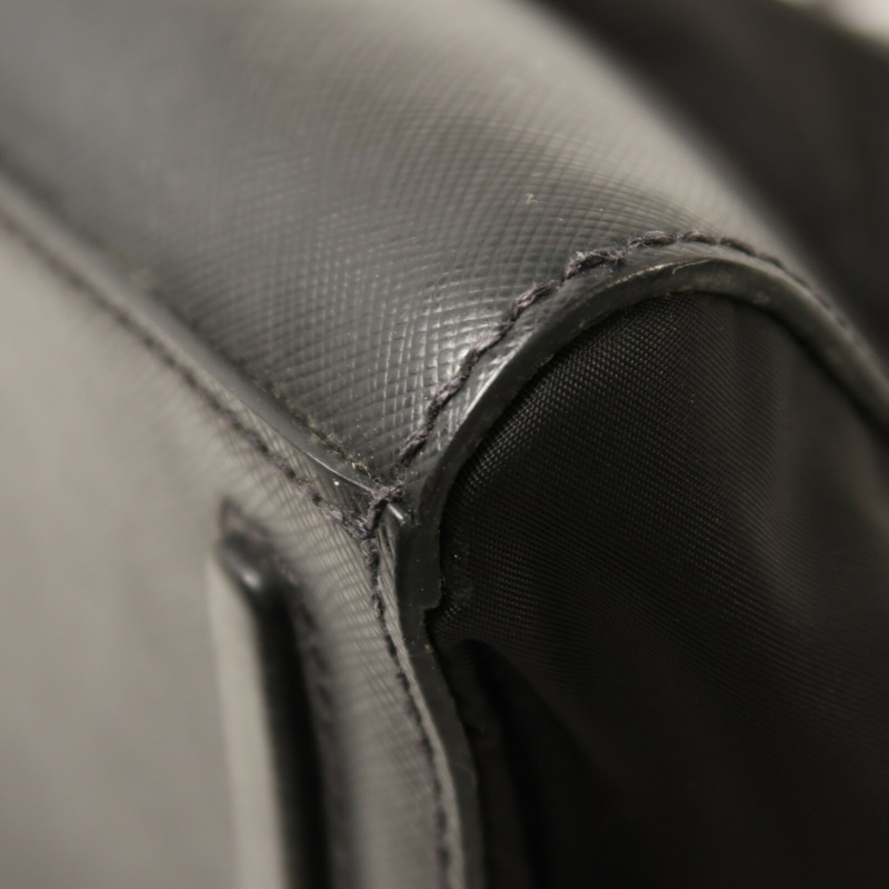 PRADA 尼龍Hand Bag銀扣手挽袋-14