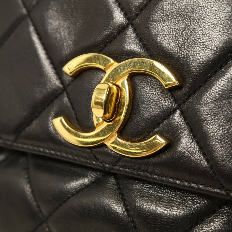 CHANEL 牛皮皮革Shoulder Bag金扣肩背袋-9