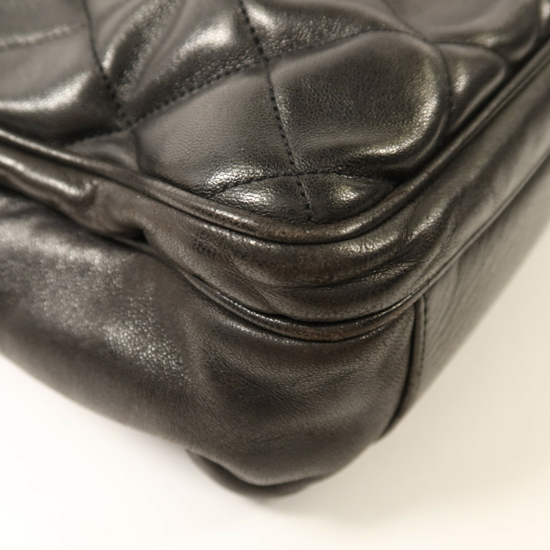 CHANEL 牛皮皮革Shoulder Bag金扣肩背袋-11