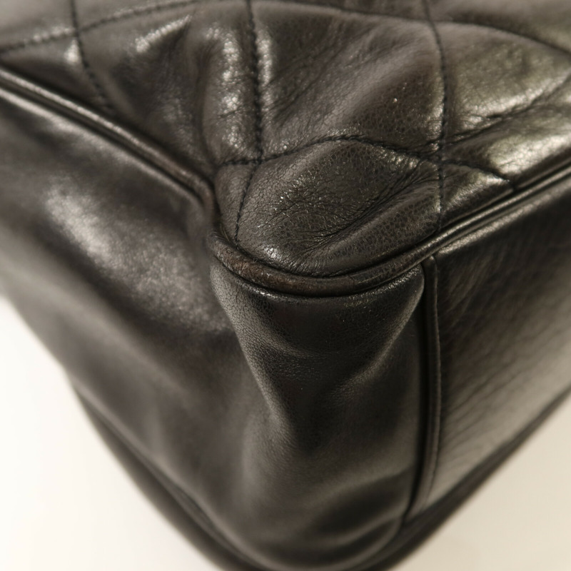 CHANEL 牛皮皮革Shoulder Bag金扣肩背袋-13