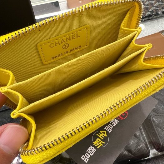 東區正精品㊣CHANEL AP0216 全新香奈兒黃色荔枝牛皮金釦ㄇ字拉鍊後口袋卡片夾零錢包 RZ3695-3